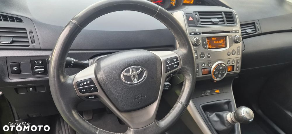 Toyota Verso 1.8 7-Sitzer Life - 32