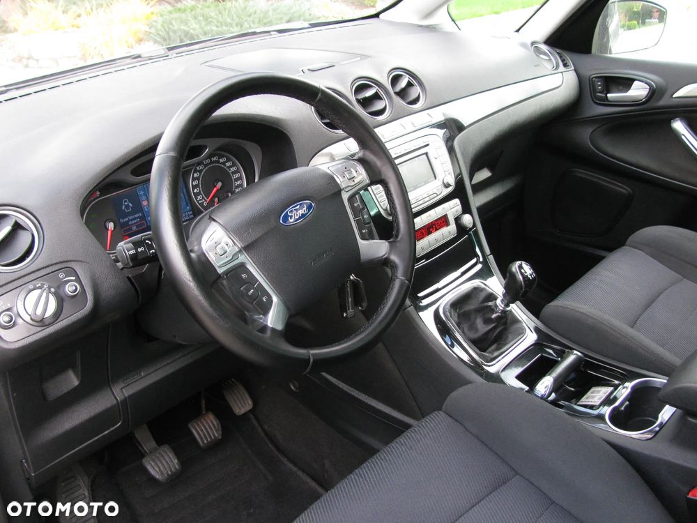 Ford Galaxy 2.0 TDCi Titanium - 15