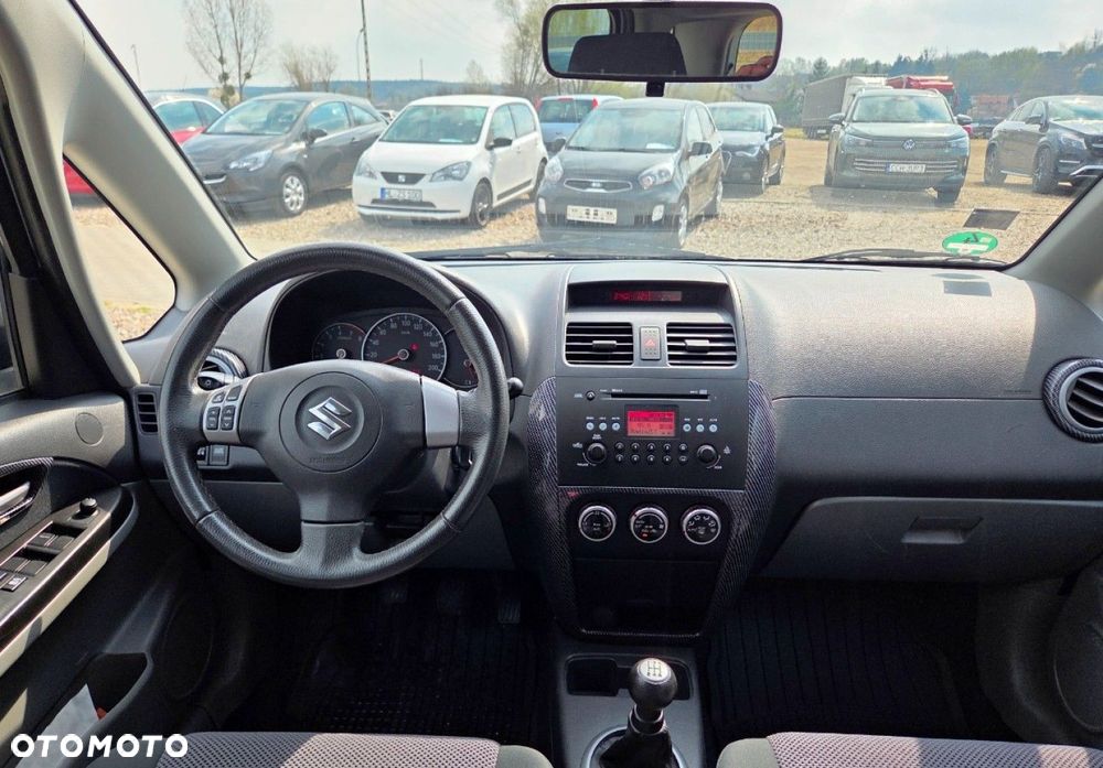Suzuki SX4 - 8