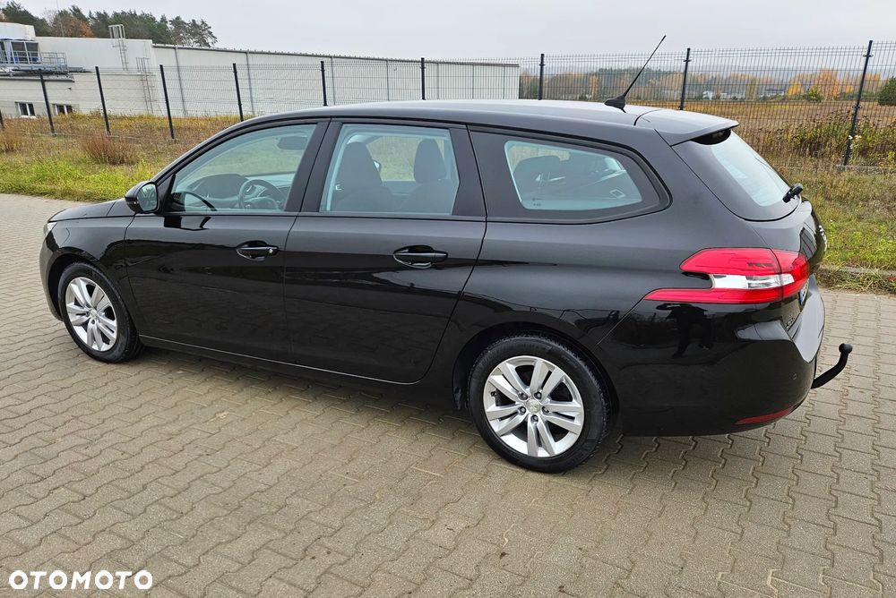 Peugeot 308 SW 1.6 BlueHDi Allure S&S - 4