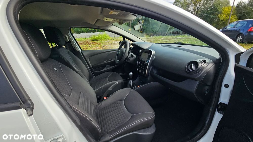 Renault Clio 1.2 16V Expression - 9