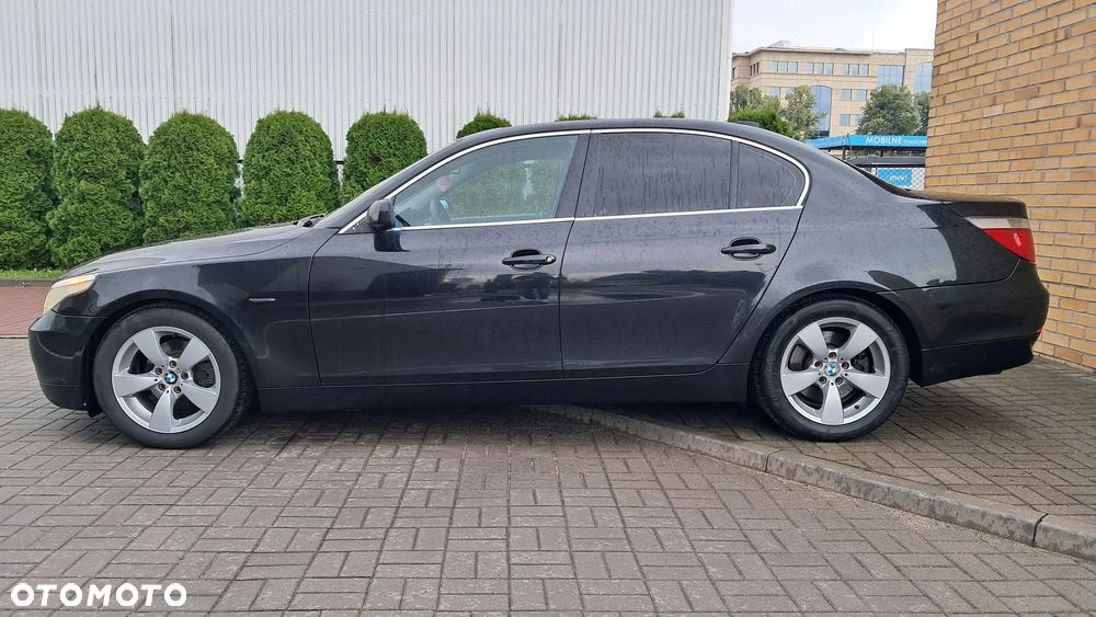 BMW Seria 5 525d - 4