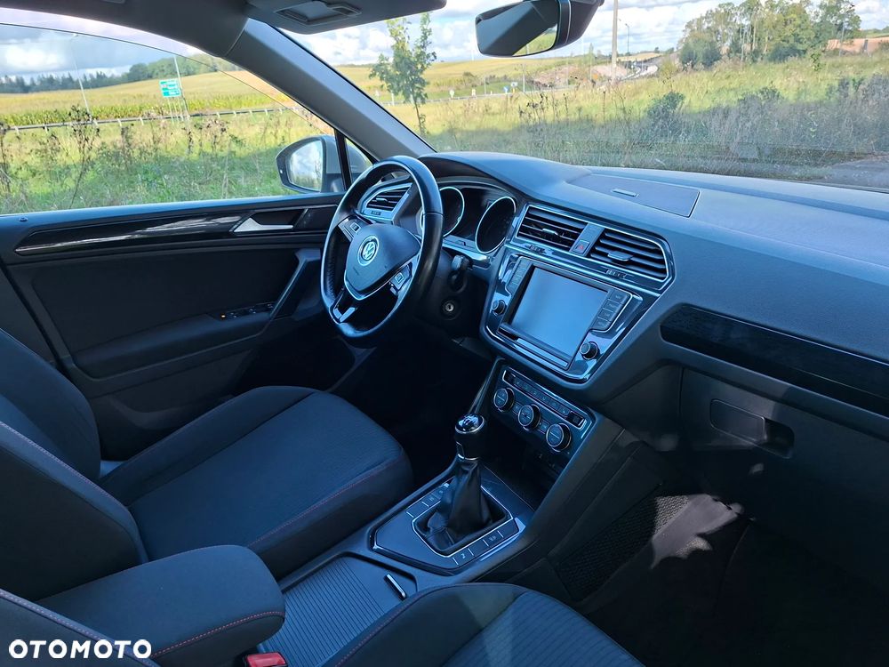 Volkswagen Tiguan 2.0 TDI SCR Elegance - 10