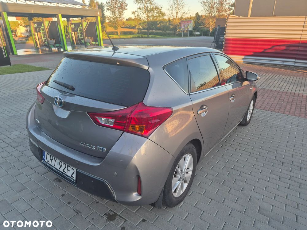 Toyota Auris Hybrid 135 Prestige - 3