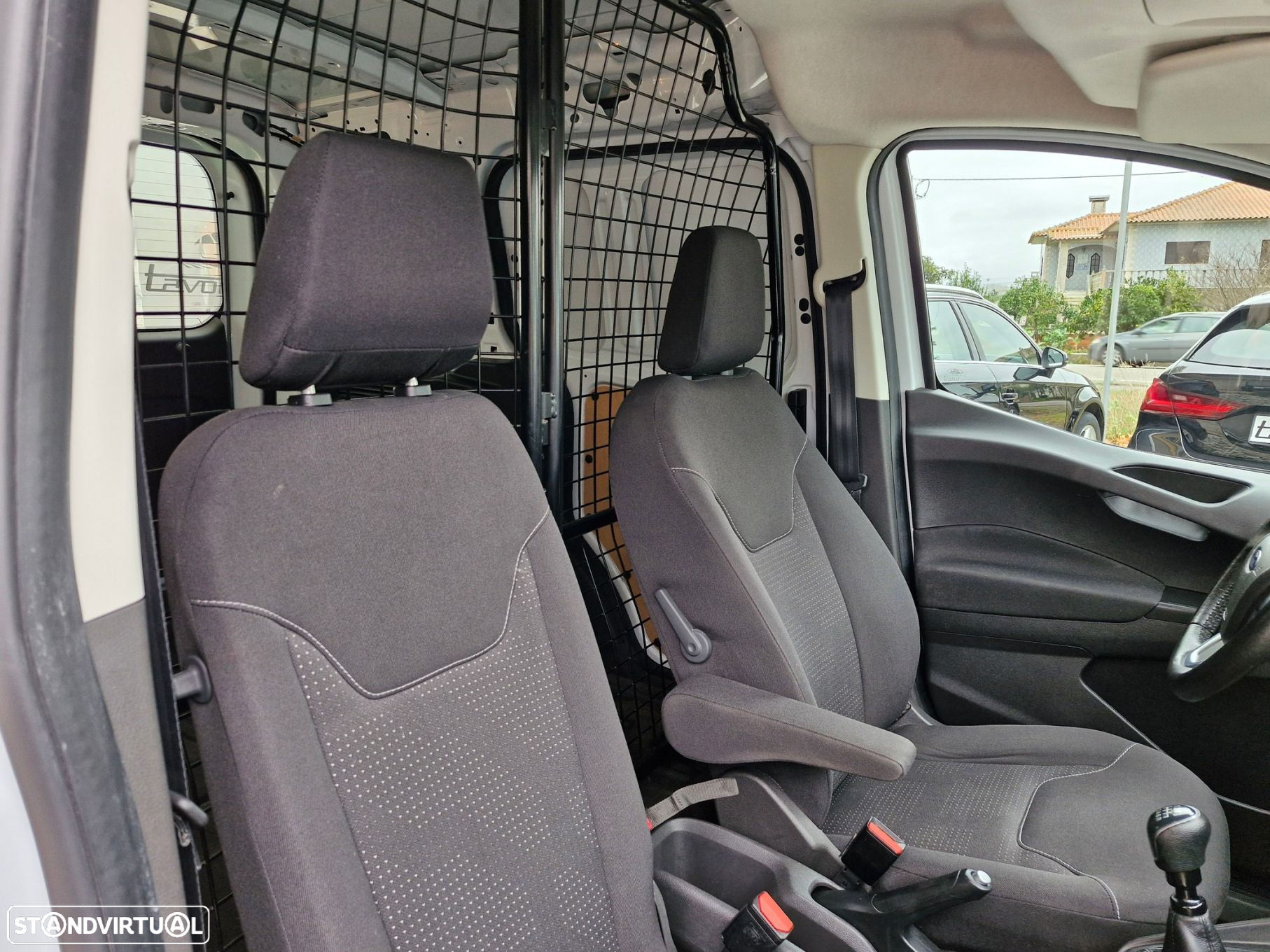 Ford Transit Courier 1.5 TDCi Ambiente - 16
