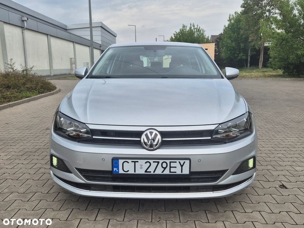 Volkswagen Polo - 2