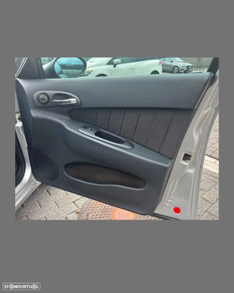 Alfa Romeo 156 Sportwagon 1.9 JTD - 12