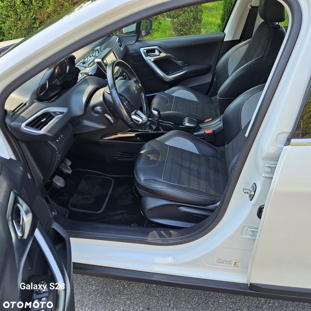 Peugeot 2008 PureTech 110 Stop&Start Urban Move - 16
