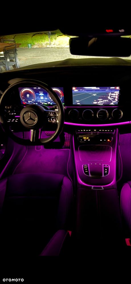 Mercedes-Benz Klasa E 300 de 4Matic 9G-TRONIC AMG Line - 12