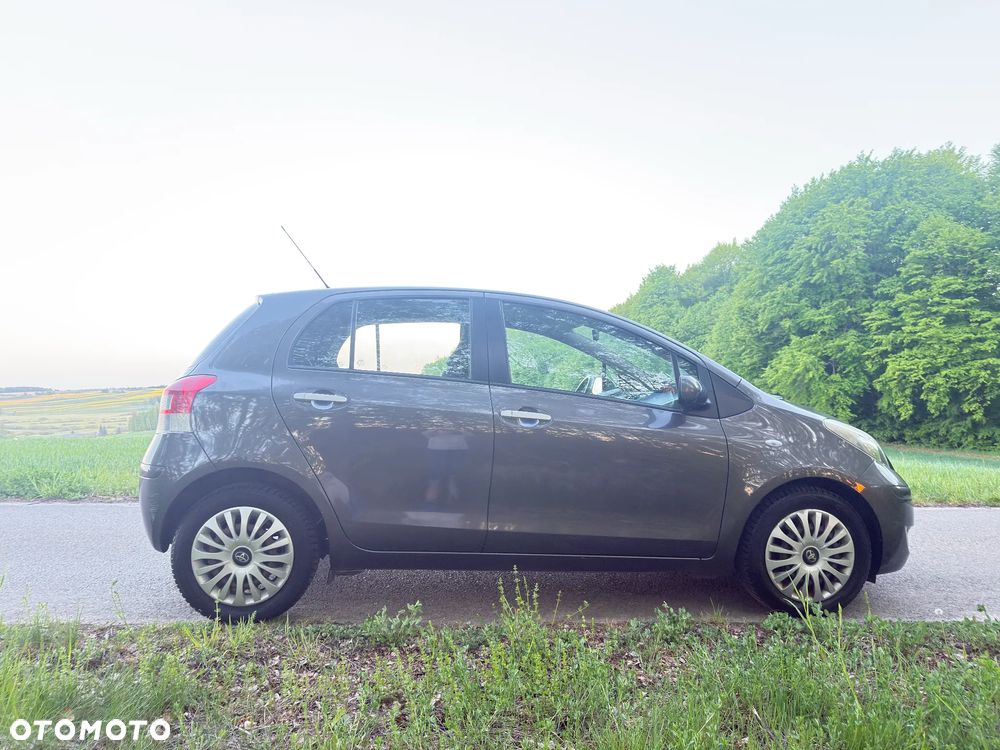Toyota Yaris 1.33 2010 - 4