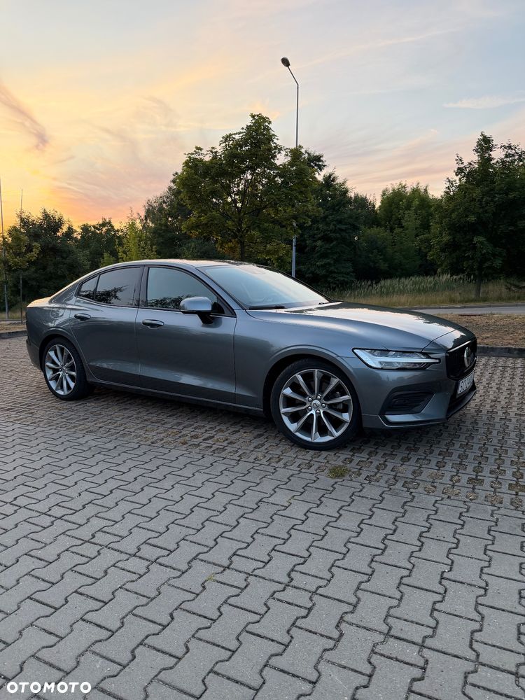 Volvo S60 T5 Momentum Pro - 10