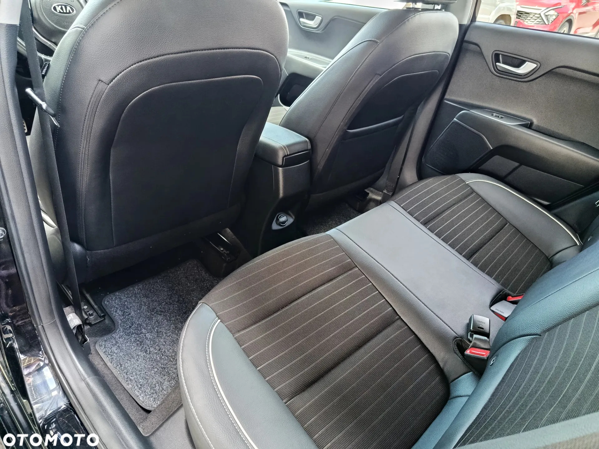 Kia Rio 1.2 GT-Line - 10