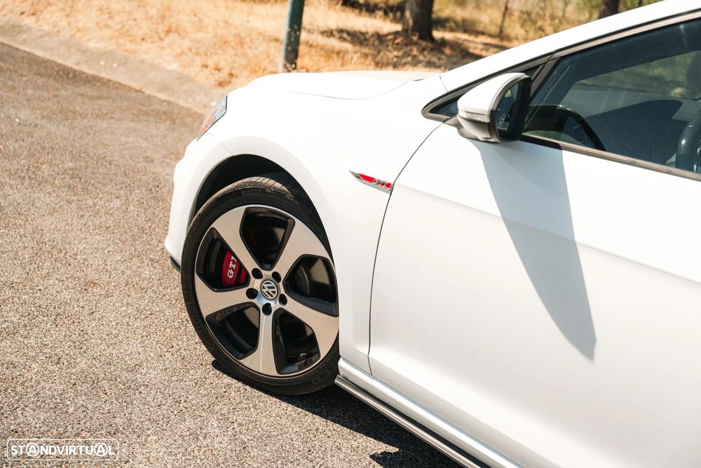 VW Golf 2.0 TSi GTi DSG Performance - 10