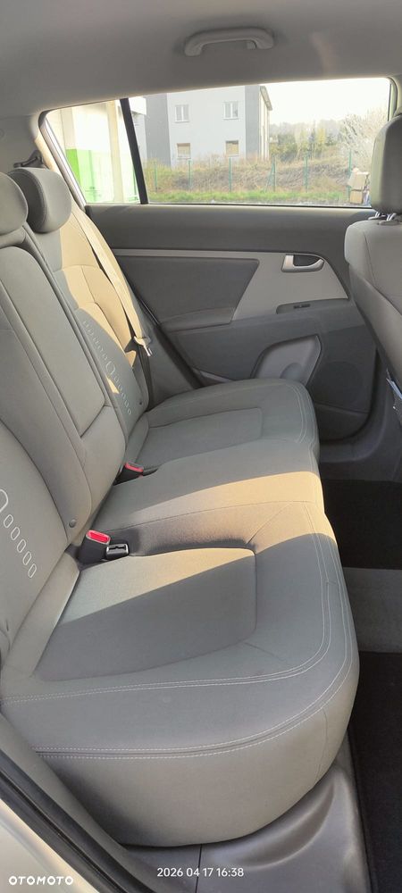 Kia Sportage 2.0 CVVT 4WD Automatik Vision - 10