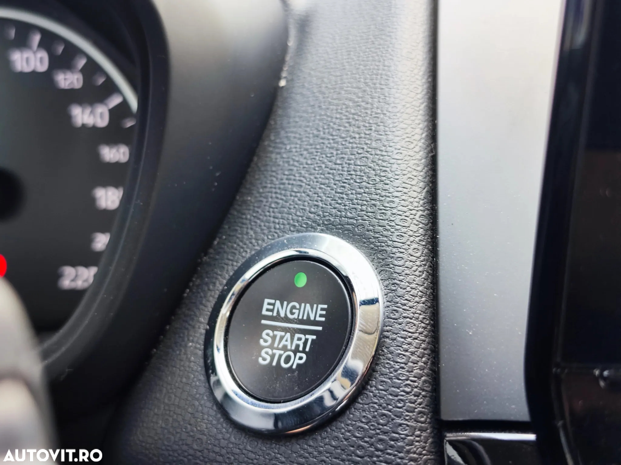 Ford EcoSport 1.0 EcoBoost ST-Line - 31
