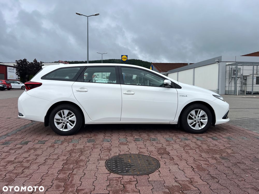 Toyota Auris Hybrid 135 Comfort - 11