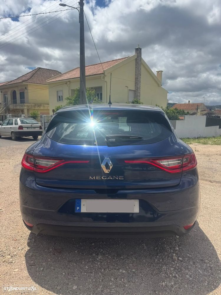 Renault Mégane ENERGY dCi 110 Start & Stop Dynamique - 4