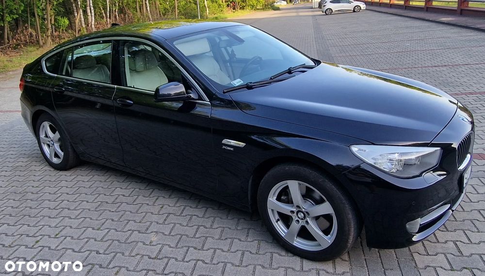 BMW 5GT - 11