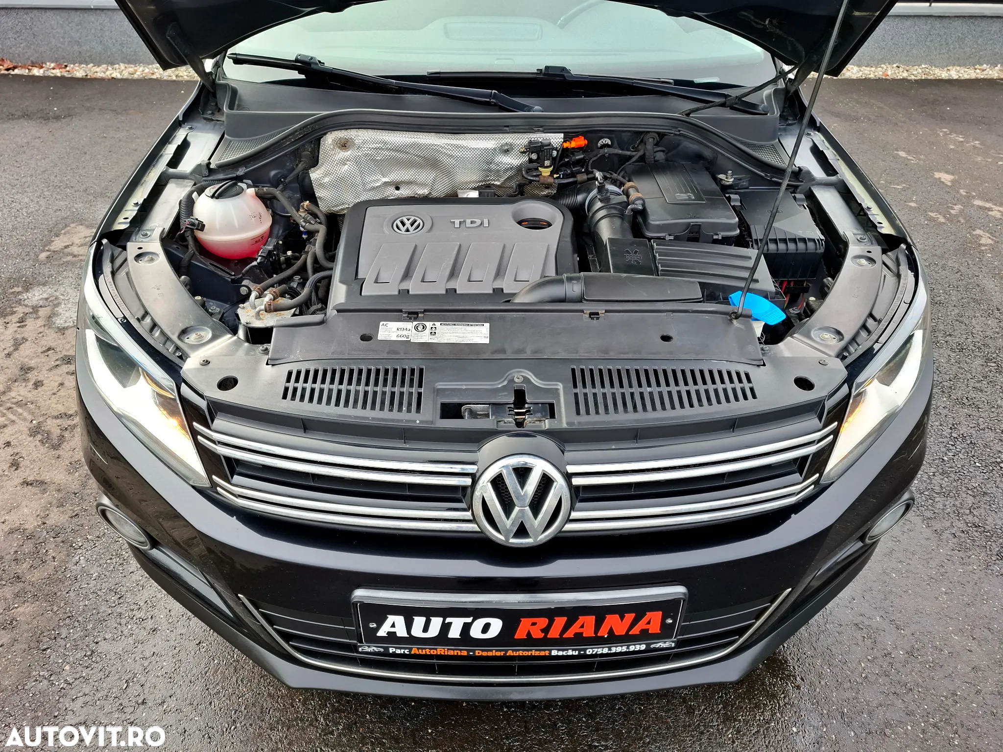 Volkswagen Tiguan 2.0 TDI DPF BlueMotion Technology Cup Sport & Style - 14