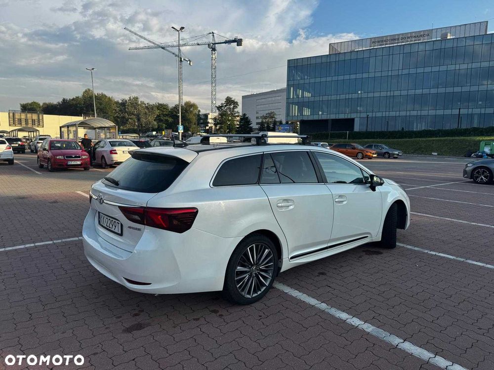 Toyota Avensis - 6