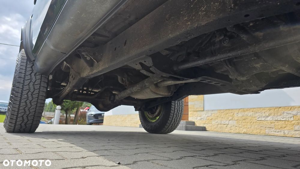 Nissan Terrano 2.7 TDi Comfort - 22