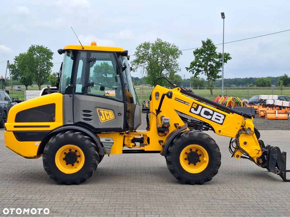 JCB TM 180 - 5