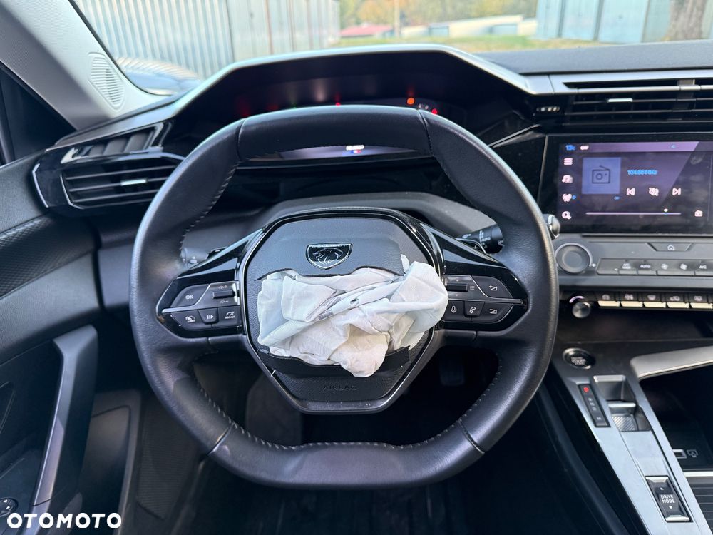 Peugeot 308 PureTech 130 EAT8 Active Pack - 32