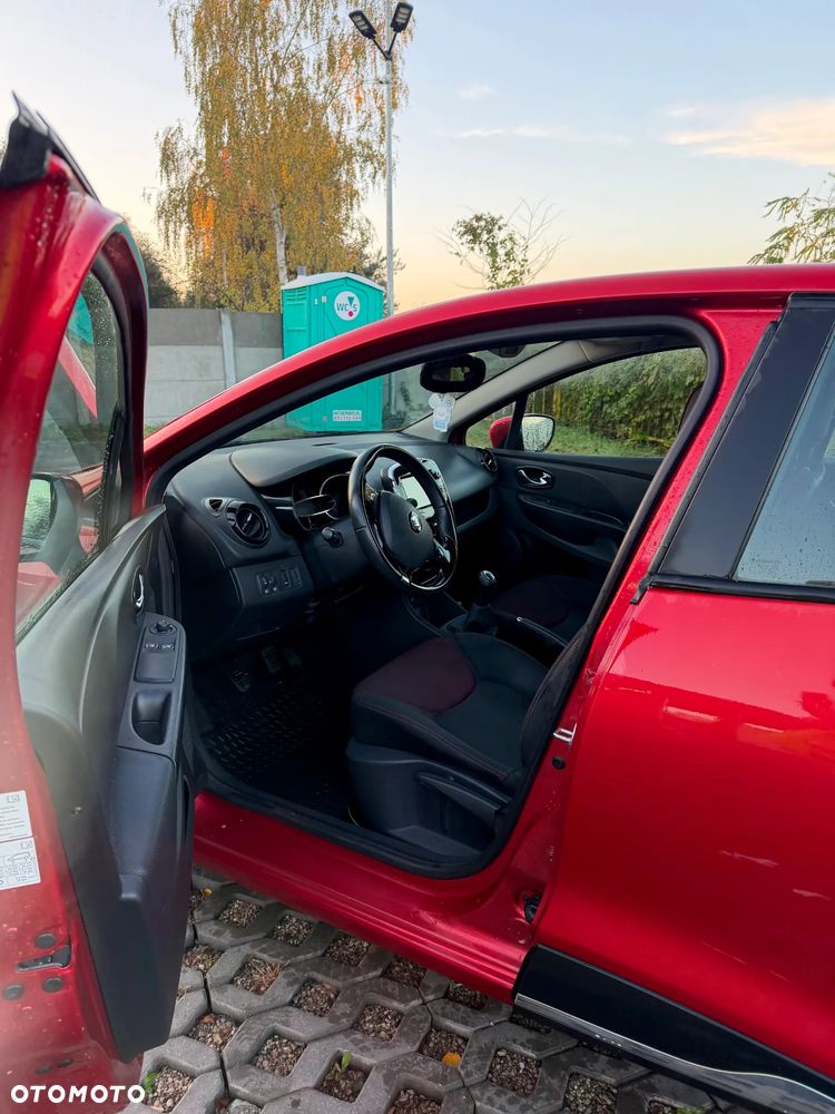 Renault Clio - 7