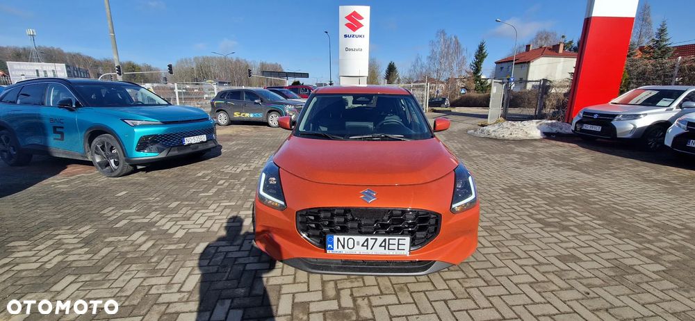 Suzuki Swift 1.2 Dualjet SHVS Premium Plus CVT - 4