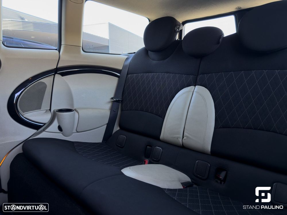 MINI Clubman One D - 32