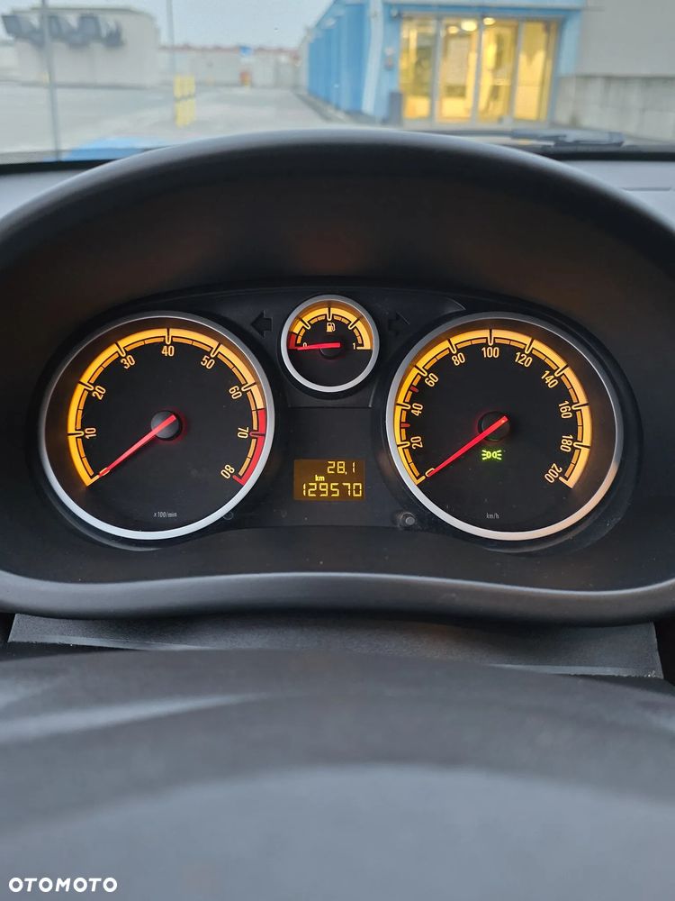 Opel Corsa 1.4 16V Sport - 6