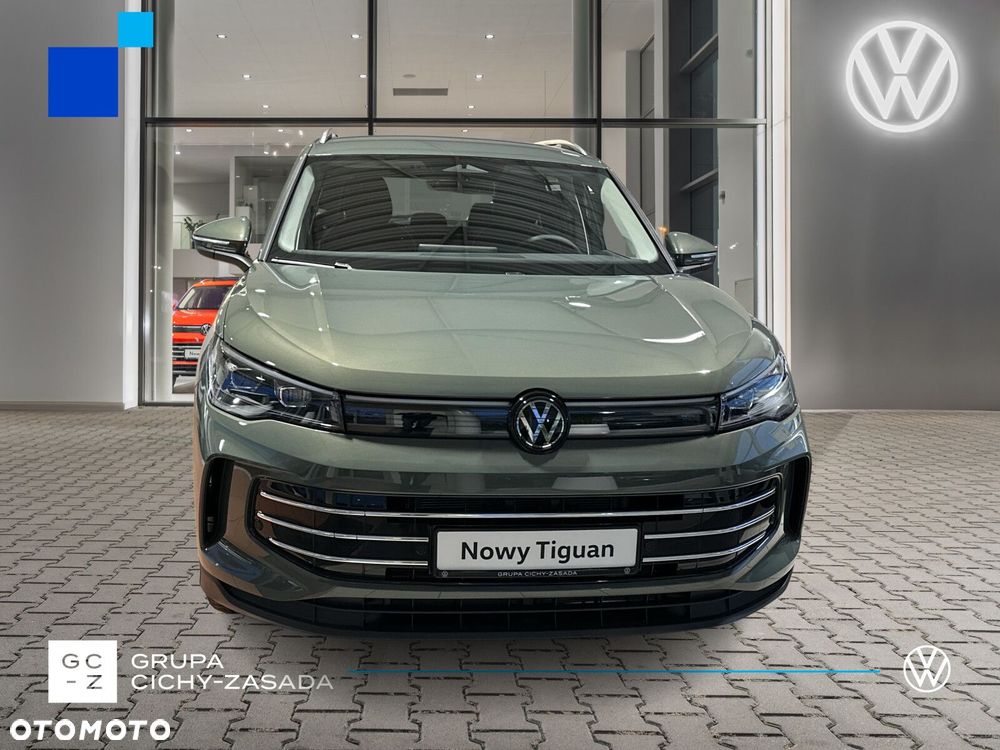 Volkswagen Tiguan - 8