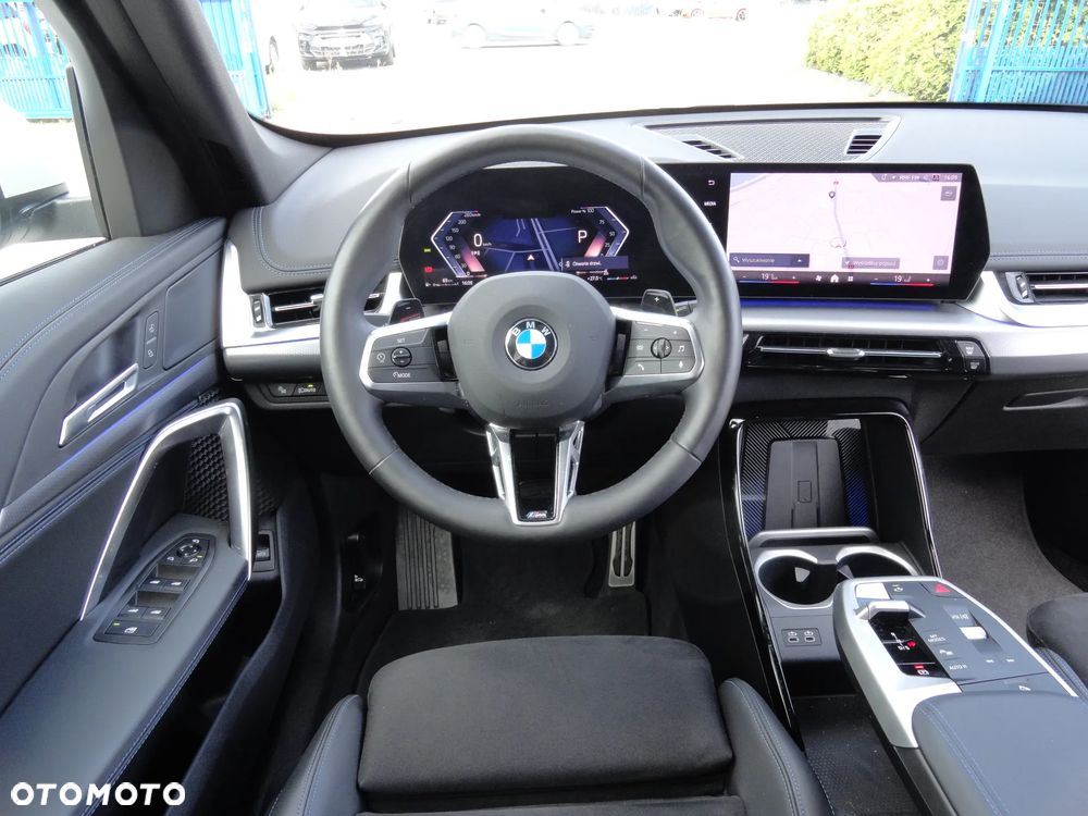 BMW X1 sDrive18i M Sportpaket - 16