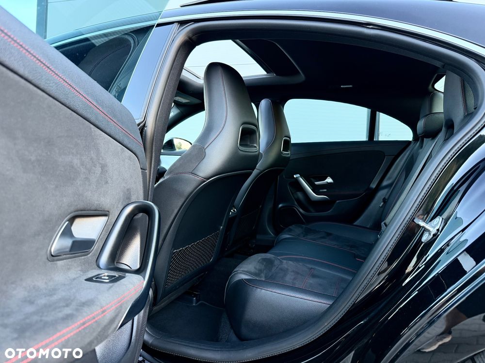 Mercedes-Benz CLA 180 d 7G-DCT AMG Line - 26