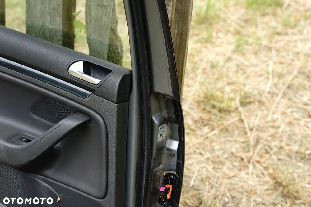 Drzwi tył tylne lewe VW Golf V 5d HB LA7T - 12