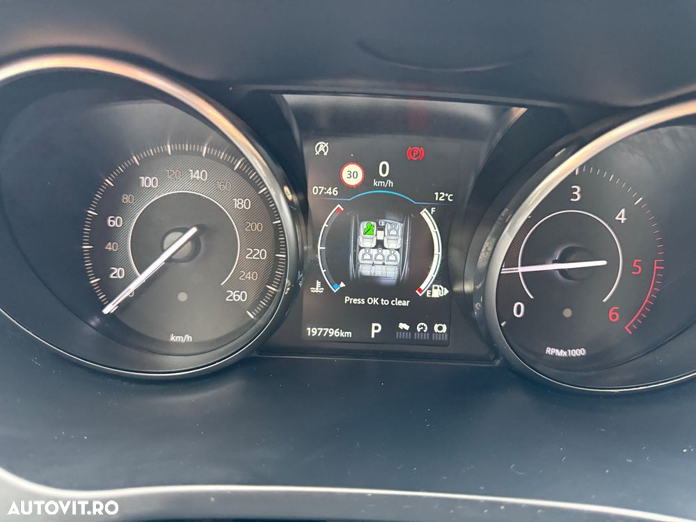 Jaguar E-Pace D180 AWD Aut. R-Dynamic HSE - 35