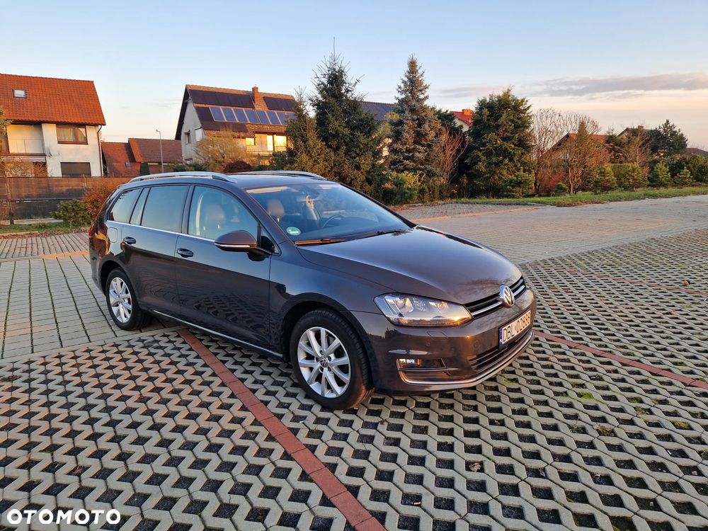 Volkswagen Golf - 6