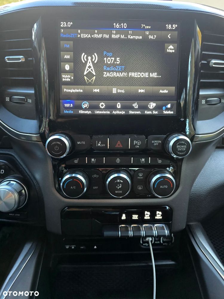 RAM 1500 5.7 Crew Cab Shortbed Laramie Sport - 17