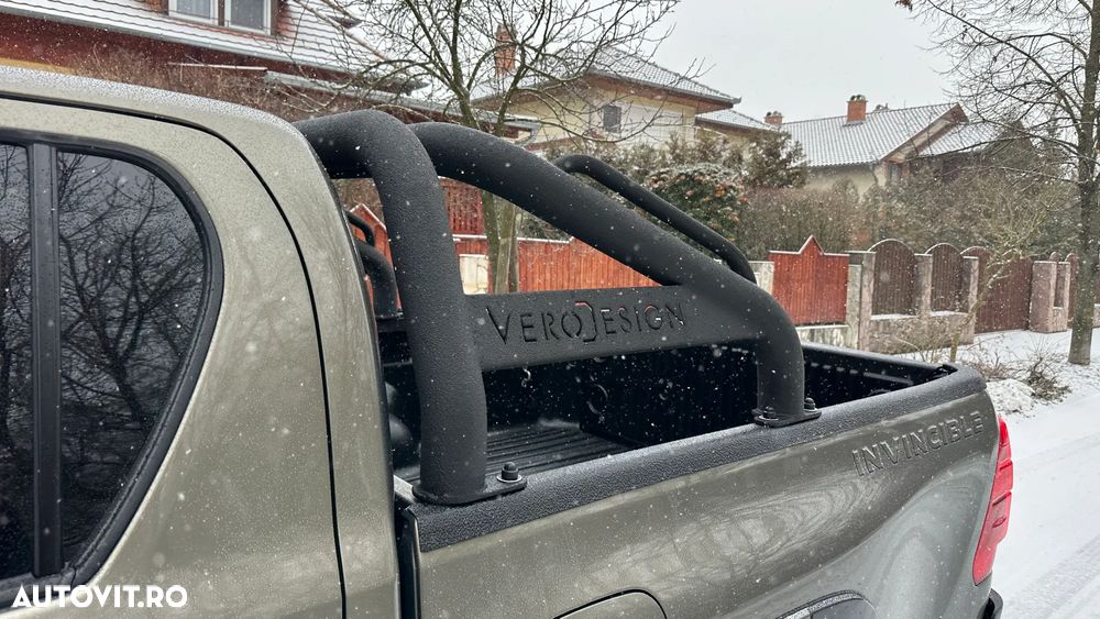 Toyota Hilux 2.8D 204CP 4x4 Double Cab AT Invincible Color Edition - 9