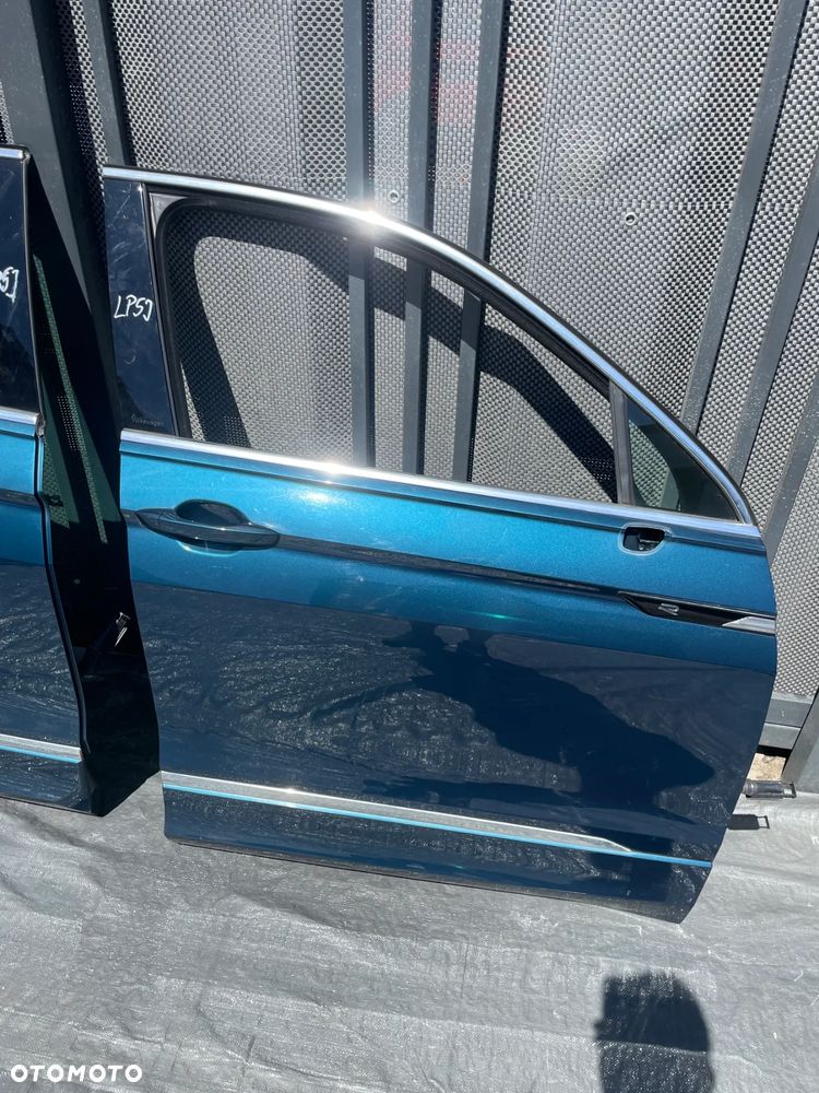 VW TIGUAN II drzwi prawy przód LP5J w kolor pod miernik ORYGIANŁ - 2