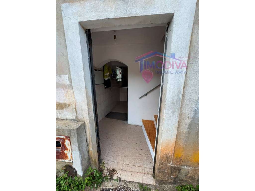 Propriedade com duas casas, anexos, poço e quase 1 hectare de terre... - Grande imagem: 5/60