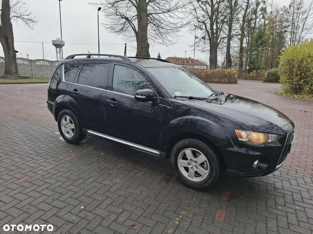 Mitsubishi Outlander 2.0 Intense 2WD EU5 - 3