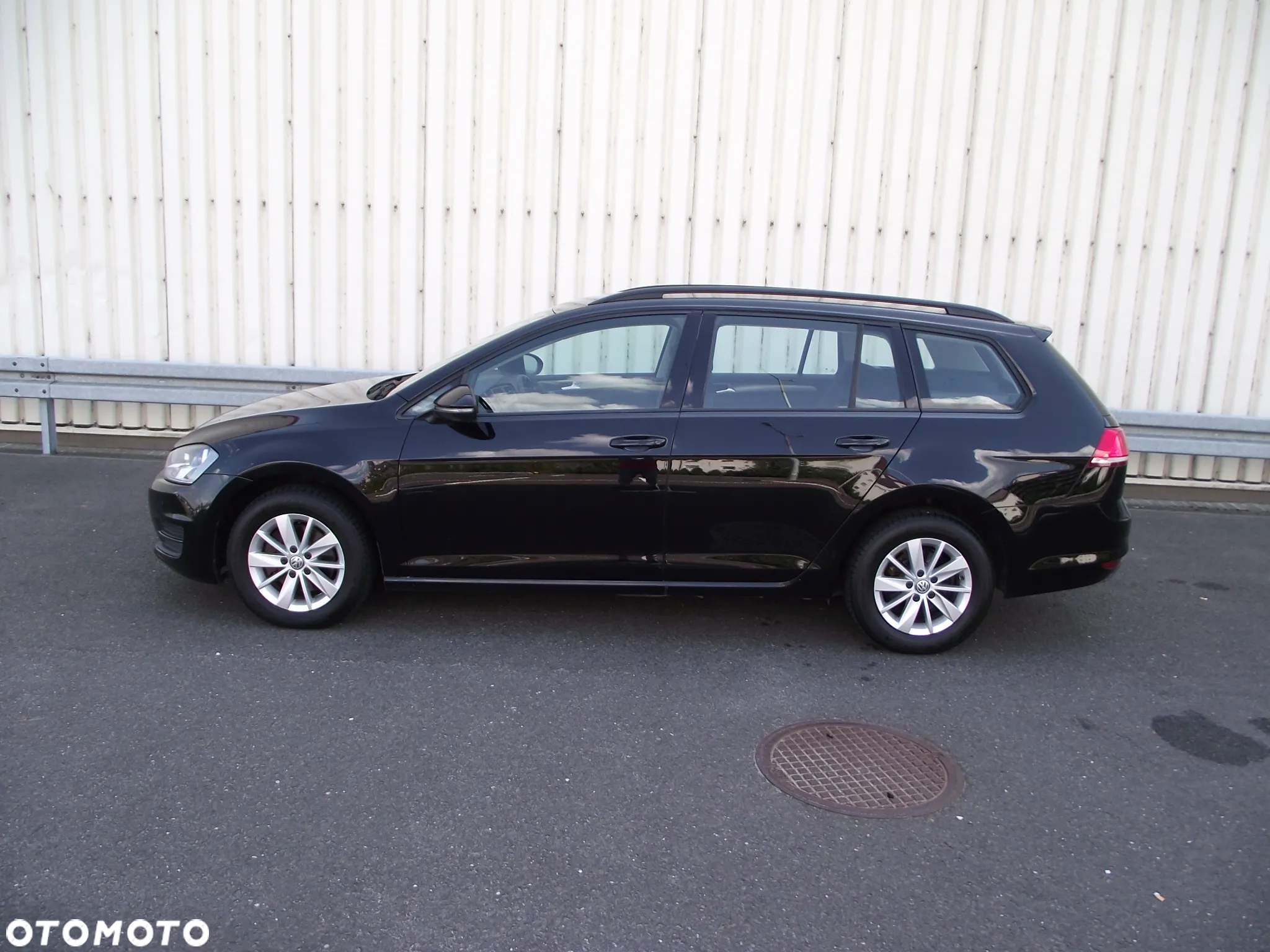 Volkswagen Golf VII 1.6 TDI BMT Trendline - 12