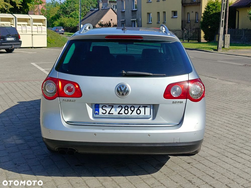 Volkswagen Passat 2.0 FSI Comfortline - 9