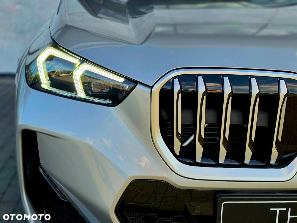 BMW X1 sDrive20i mHEV - 13