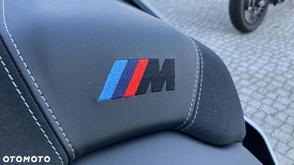 BMW S - 2