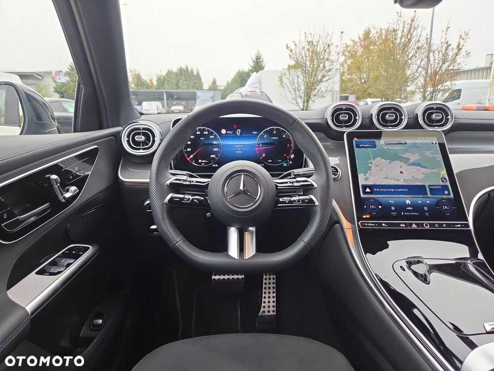 Mercedes-Benz GLC - 15
