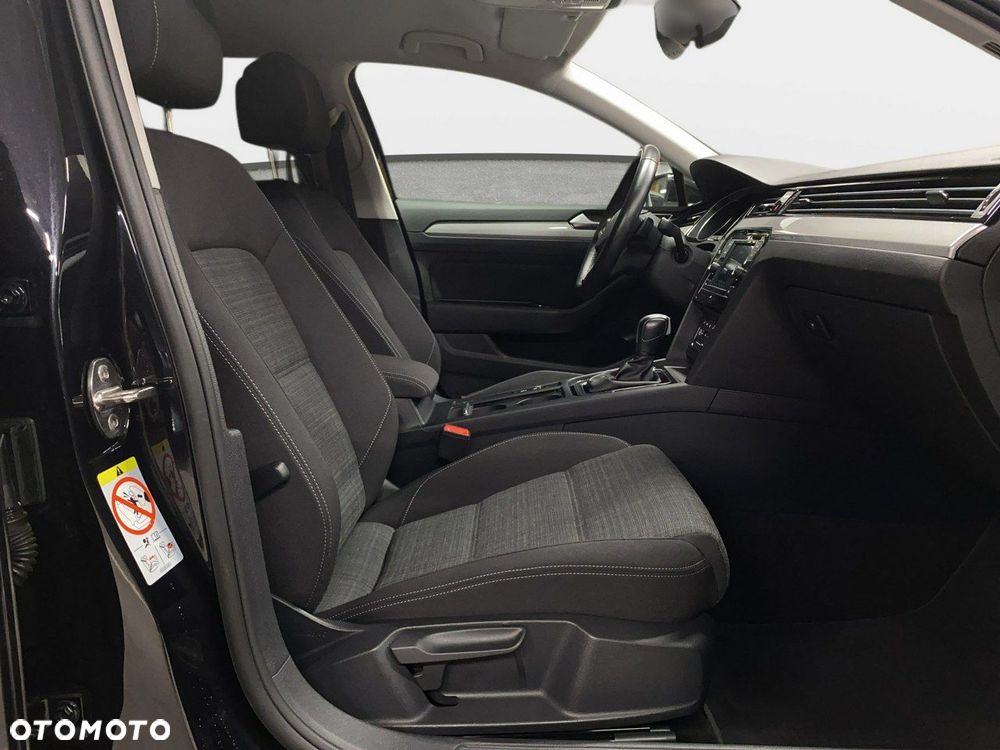 Volkswagen Passat Variant - 13