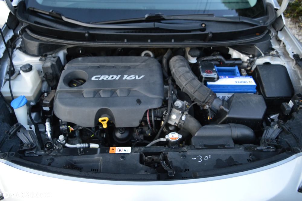 Hyundai i30 i30cw 1.6 CRDi Fifa World Cup Edition - 22