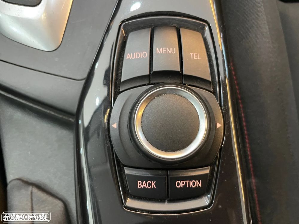 BMW 116 d Aut. Sport Line - 9